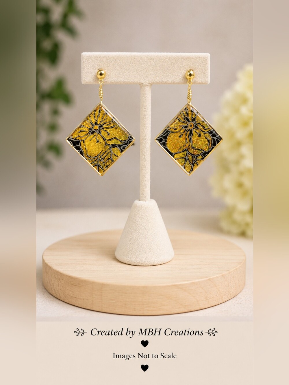 #553 HAND CRAFTED Earrings handcrafted handmade Resin Black Gold